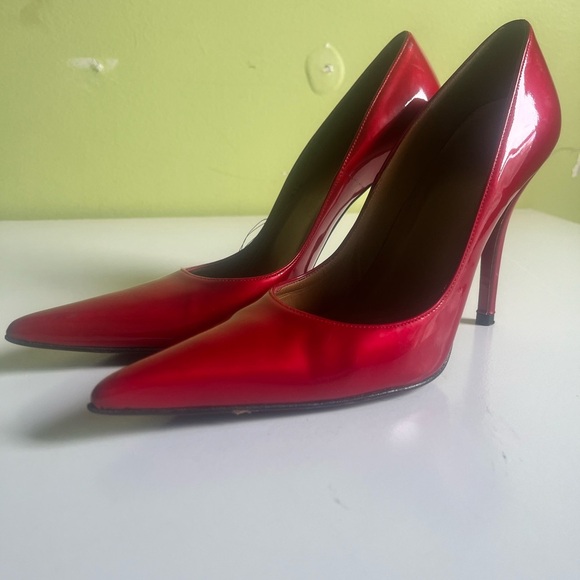 stewart weitzman, red patent leather, Vintage 90s Pointed Toe, size 8 Preowned - Picture 4 of 9
